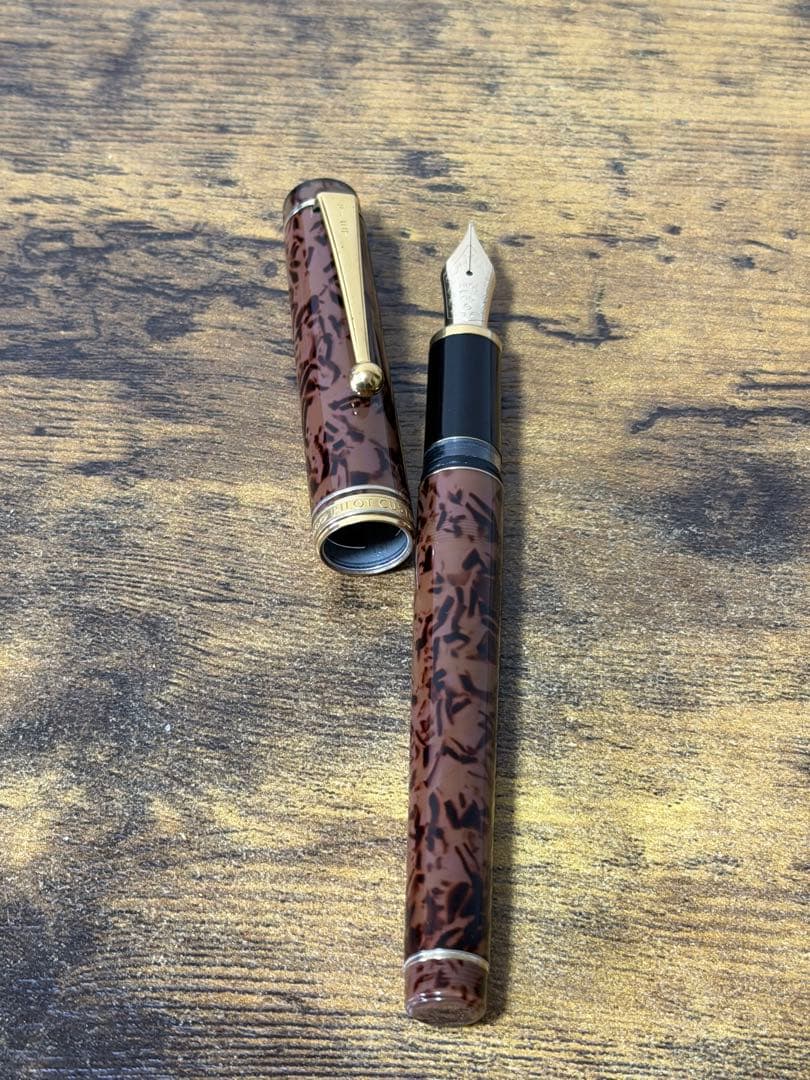1984年製　初期型　カスタム　鼈甲柄　パイロット　万年筆　M コンバーター一体
