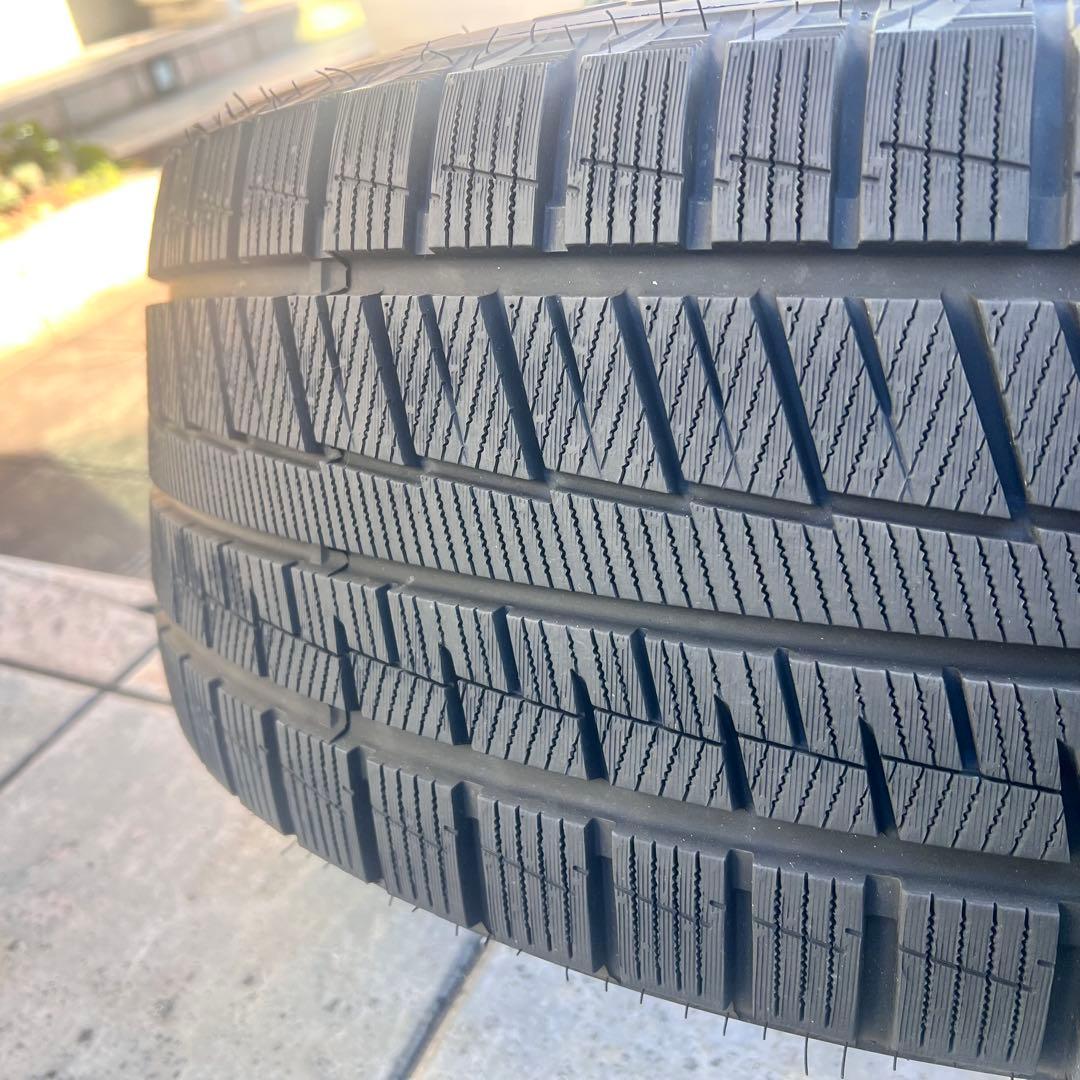 【ほぼ新品】スタッドレス 225/55R17 90スープラ BMW5系 引取限定