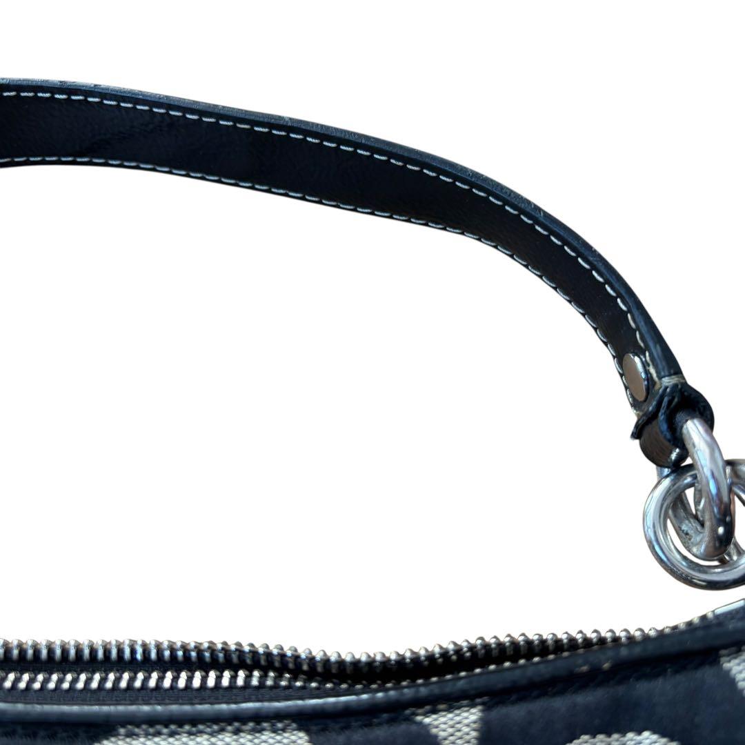 【極美品】COACH コーチ ワンショルダー キャンバス ブラック シグネチャー