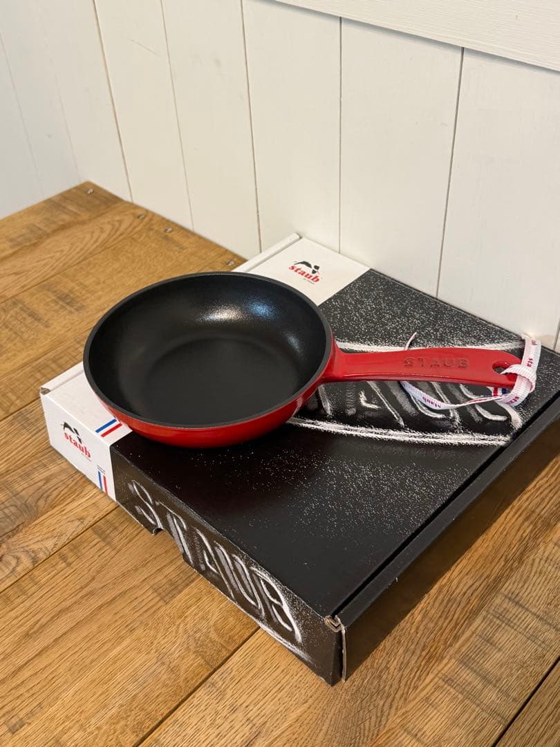 新品 ストウブ スキレット 16cm チェリー 40501-146