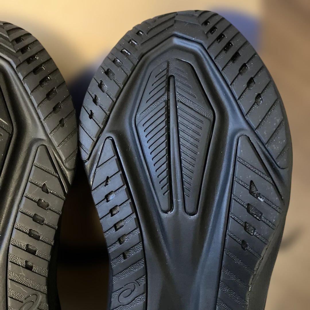 【27.0cm新品未使用】アシックス ノバブラスト5