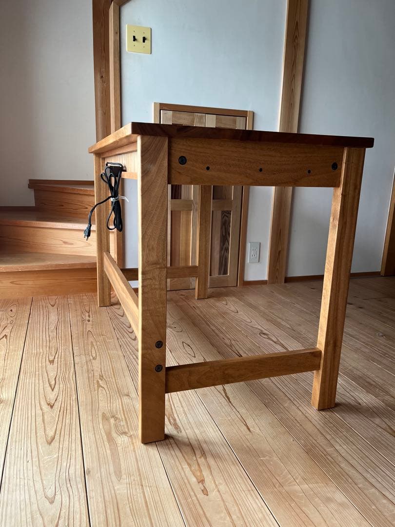 に*ろ様 楠 天然無垢 デスク 学習机 橋詰家具製 ラスク 110cm 最後の一