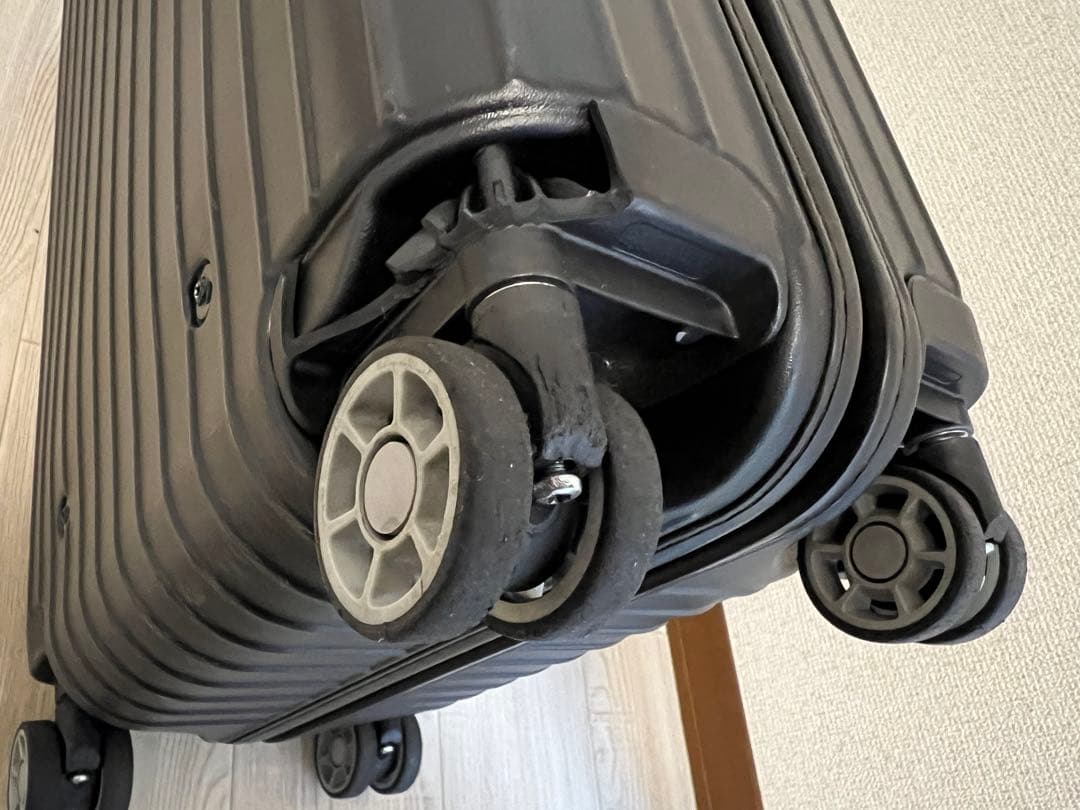 RIMOWA リモア サルサ ブラックマット 4輪 35ℓ 機内持ち込み