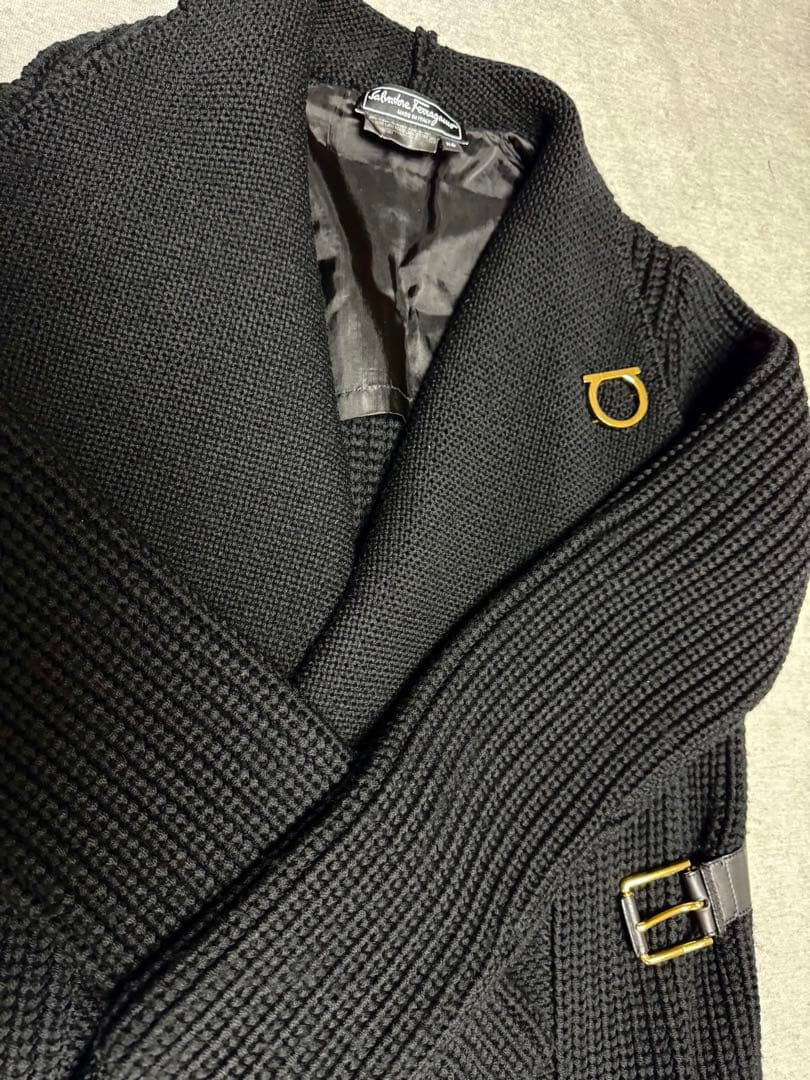 【フェラガモ】ニットコート
