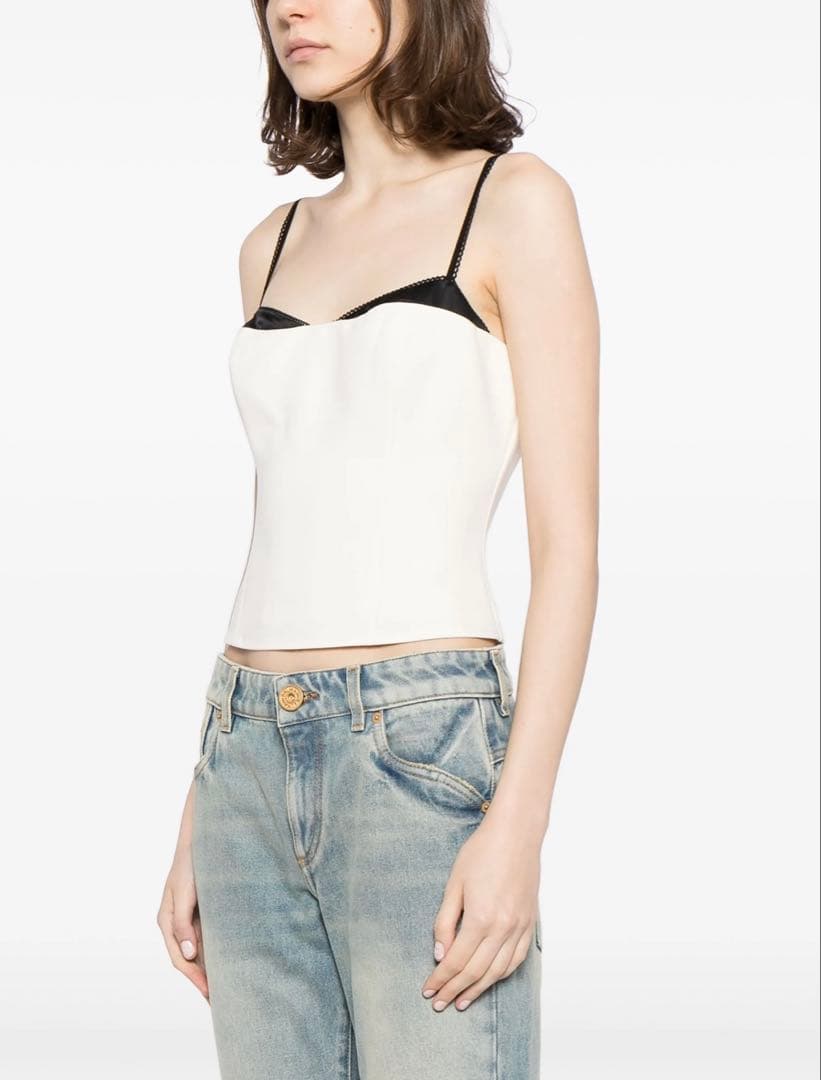 Reformation スウィートハートネック トップ TWICE ミナ着用