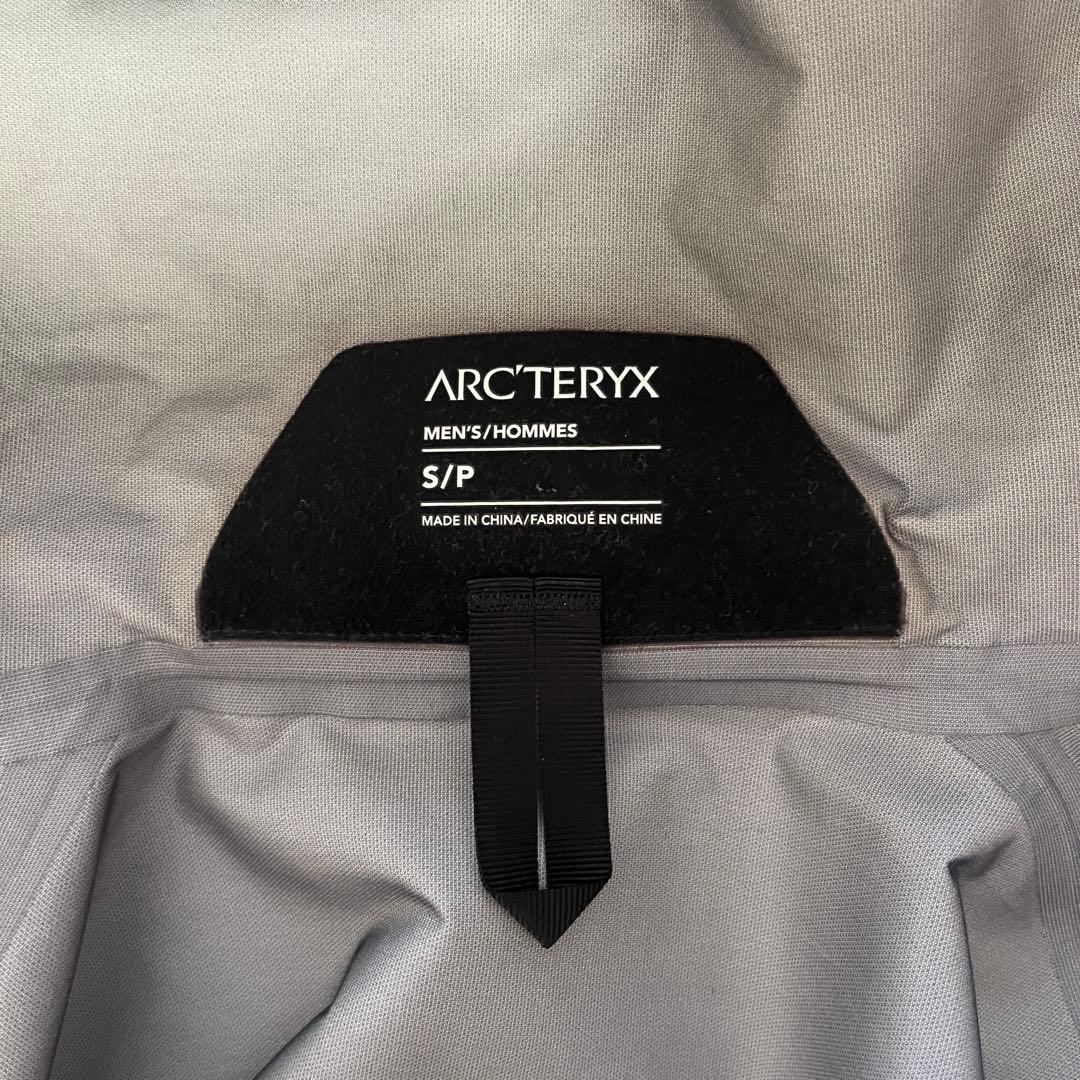 人気 旧ロゴ ARC'TERYX ベータジャケット Sサイズ ブラック