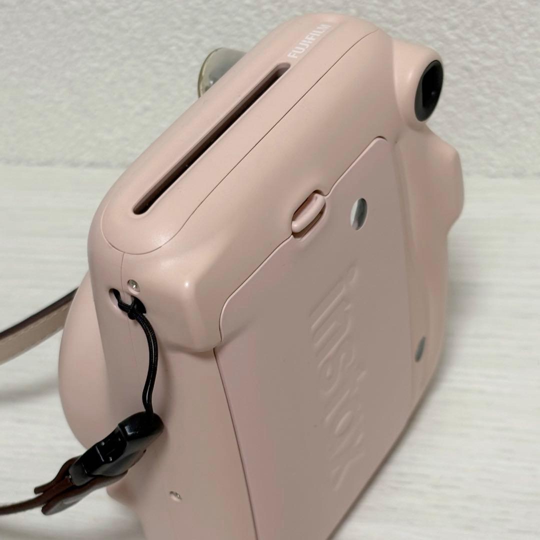 美品 FUJIFILM instax mini11 チェキ ピンク　動作確認済み