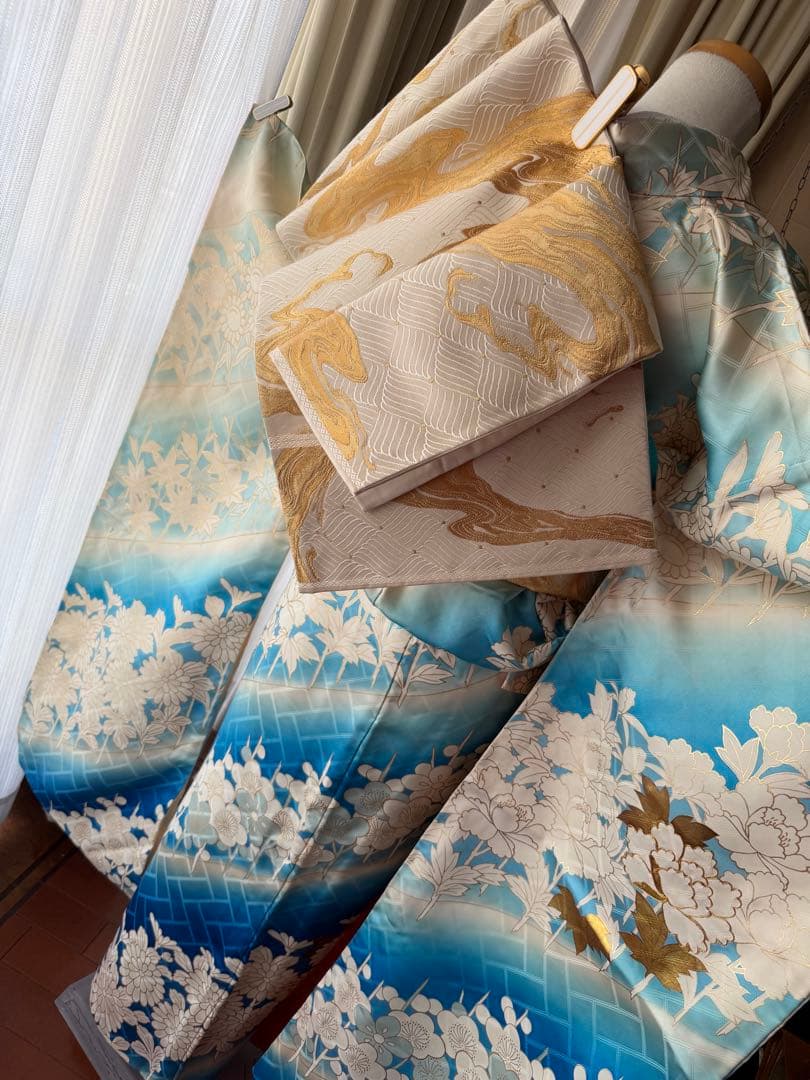 振袖フルセット アイボリー×ブルーグラデ 金箔金駒刺繍