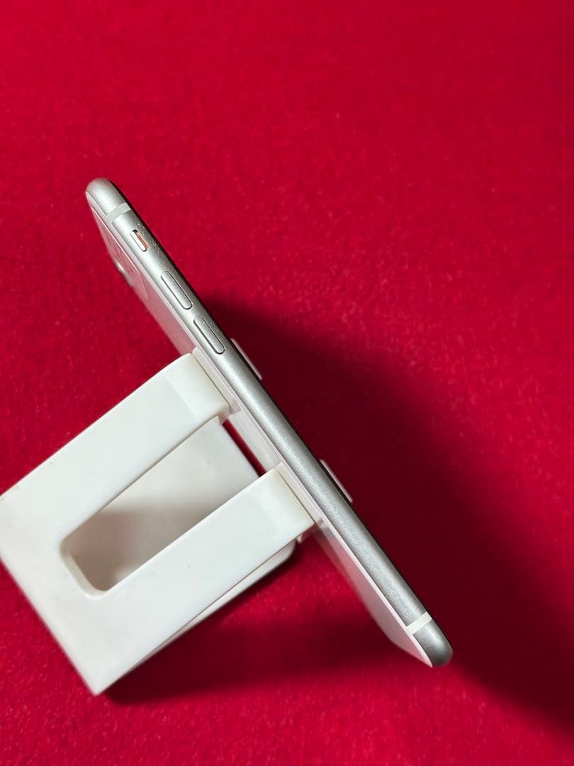 【2944】iPhone SE3第3世代スターライト 128GB simフリー