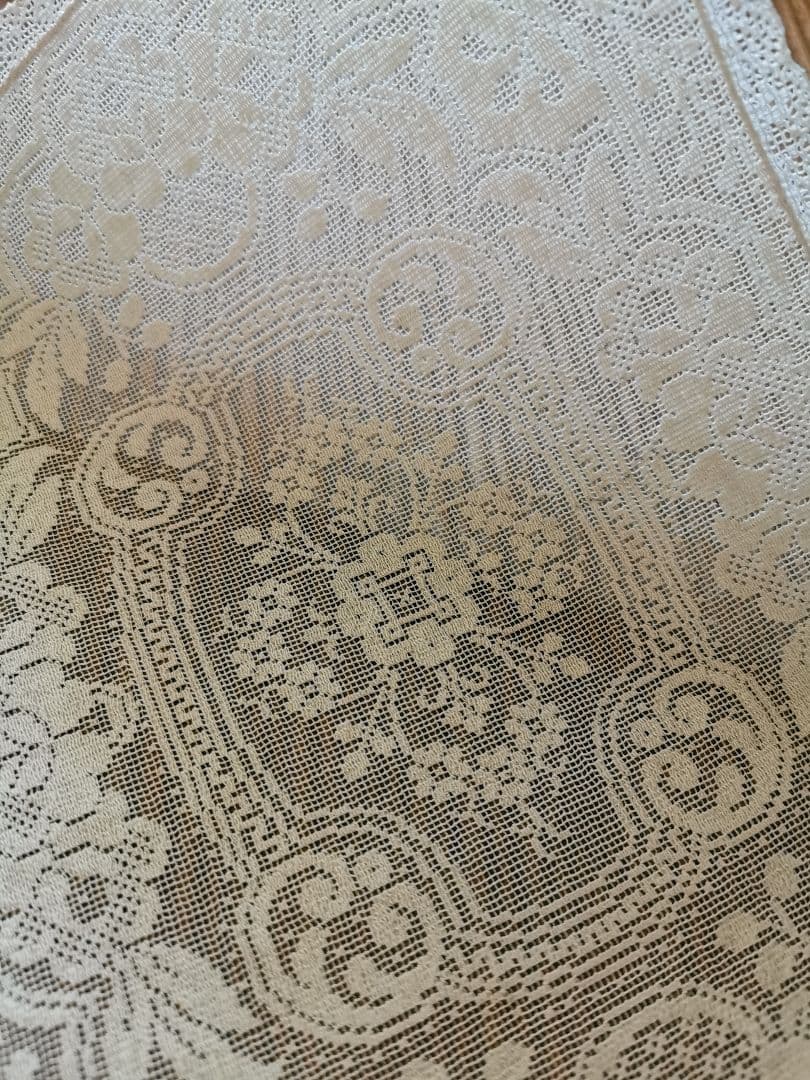 アンティーク 目の細かな◻◽フィレレース レクタングル トレイクロス ローズ紋β