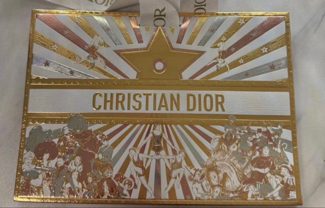 Dior クリスマスホリデー マルチパレット