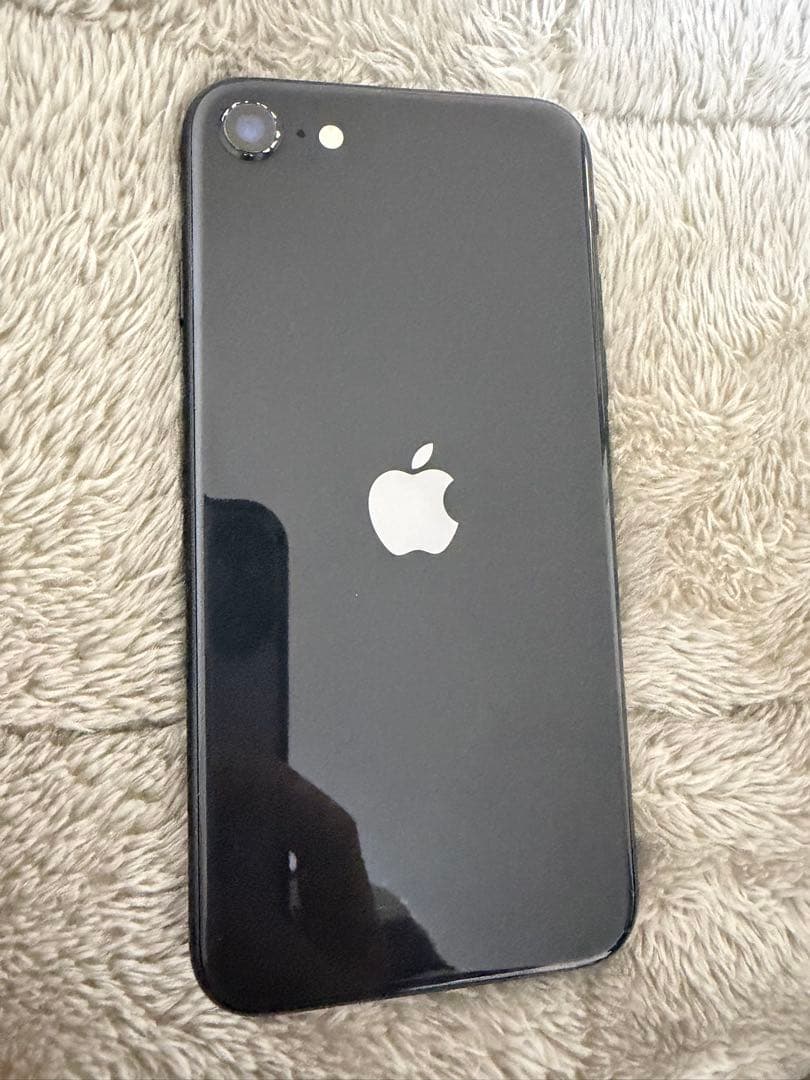 Apple iPhone se2 128GB ブラック　本体