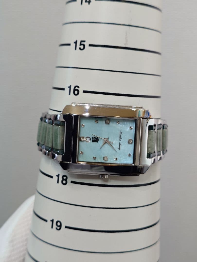 モンテキング　天然翡翠　レディース腕時計　可動品