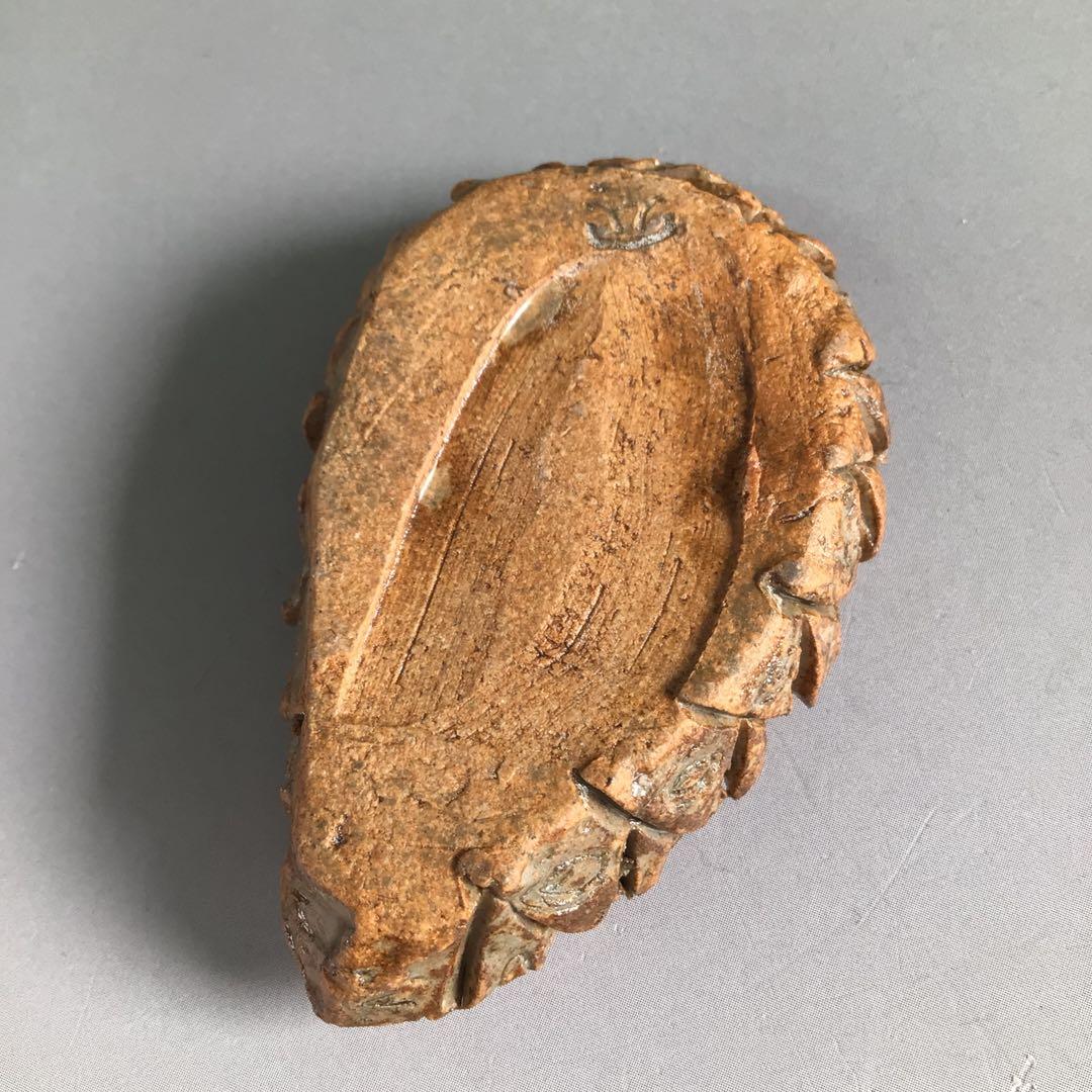 Ｒ６００　松笠香合　『出雲焼』『十一代　長岡空権造』『堀内宗完　兼中斎　箱書』