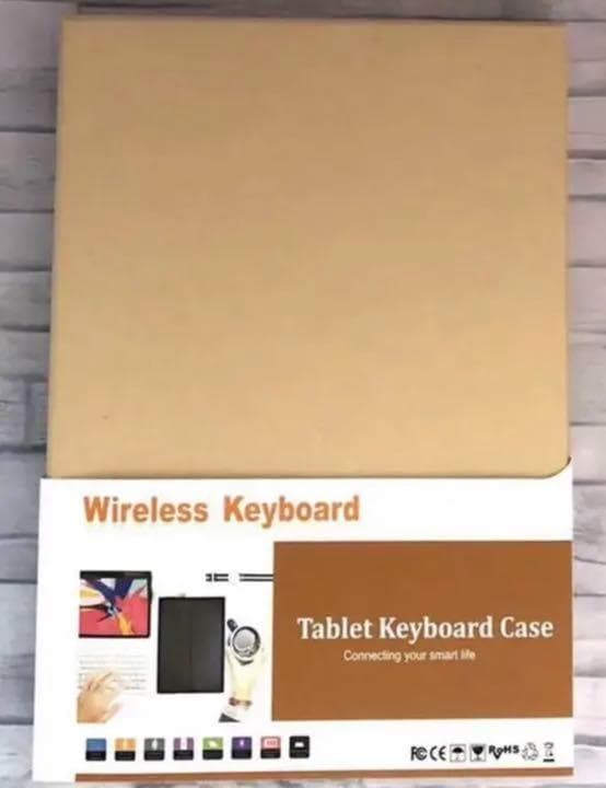 ❤高級感溢れデザイン性＆実用性も兼備♪❤超薄型❣iPadケース＆キーボード