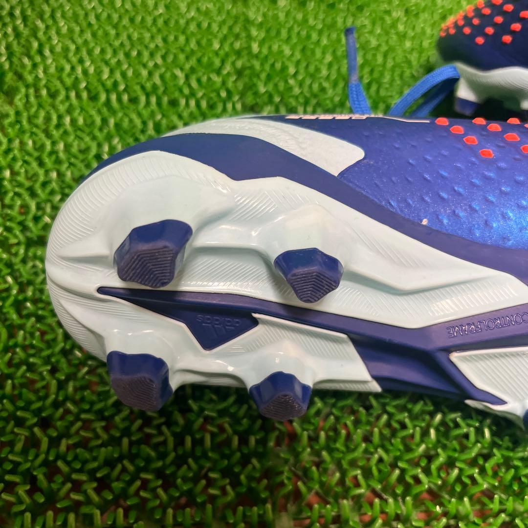 アディダス サッカースパイクプレデターアキュラシー.1LジャパンHG/AG