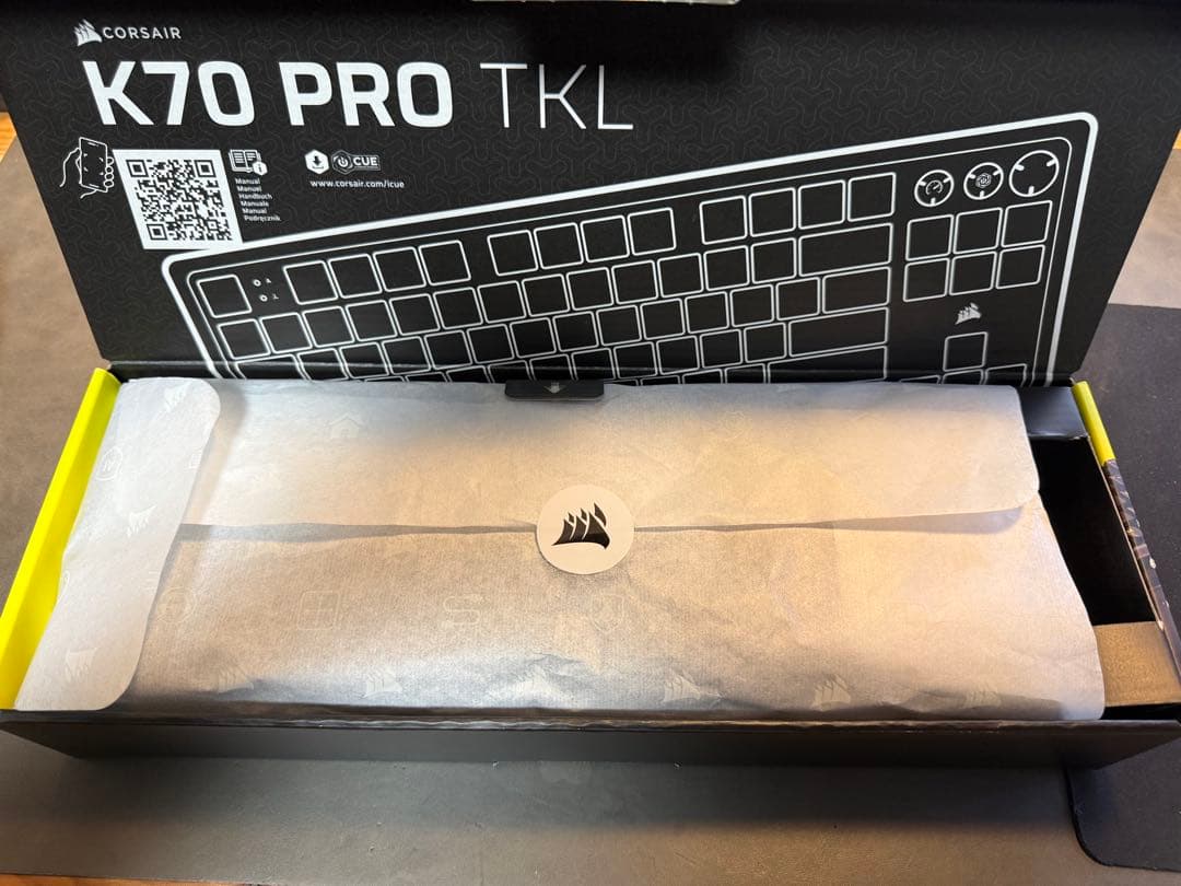 CORSAIR K70 PRO TKL 交換用キーキャップ2種付き