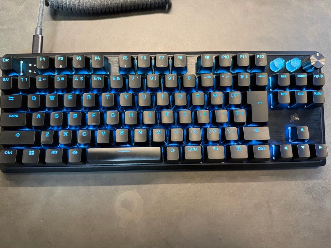 CORSAIR K70 PRO TKL 交換用キーキャップ2種付き