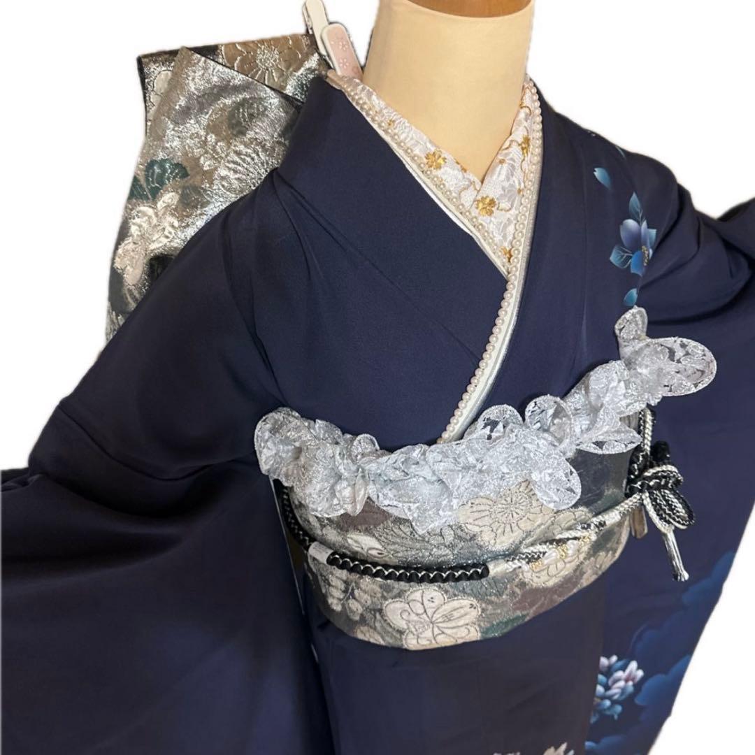 雪の女王❤︎あふれる透明感 紺×シルバーレースの振袖フルセット 成人式