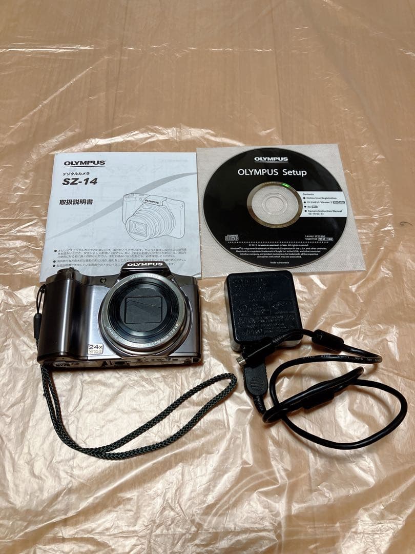 OLYMPUS SZ-14 コンパクトデジタルカメラ