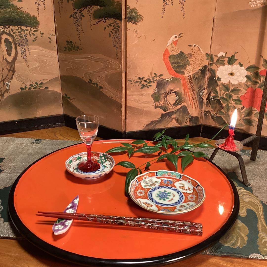 A1028 古伊万里　染錦手　輪花型　見込牡丹に蝶　窓絵　花唐草　小皿　5枚