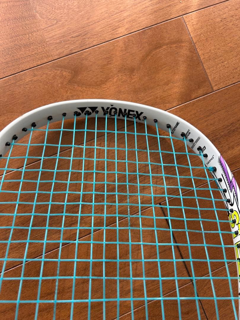 ヨネックス　ボルトレイジ7vステア　UXL1