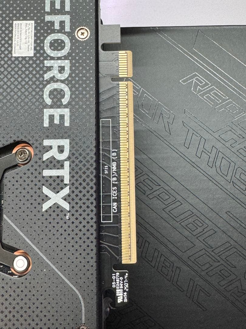 値段限定ASUS ROG STRIX RTX5070 OC 12GB GDDR7