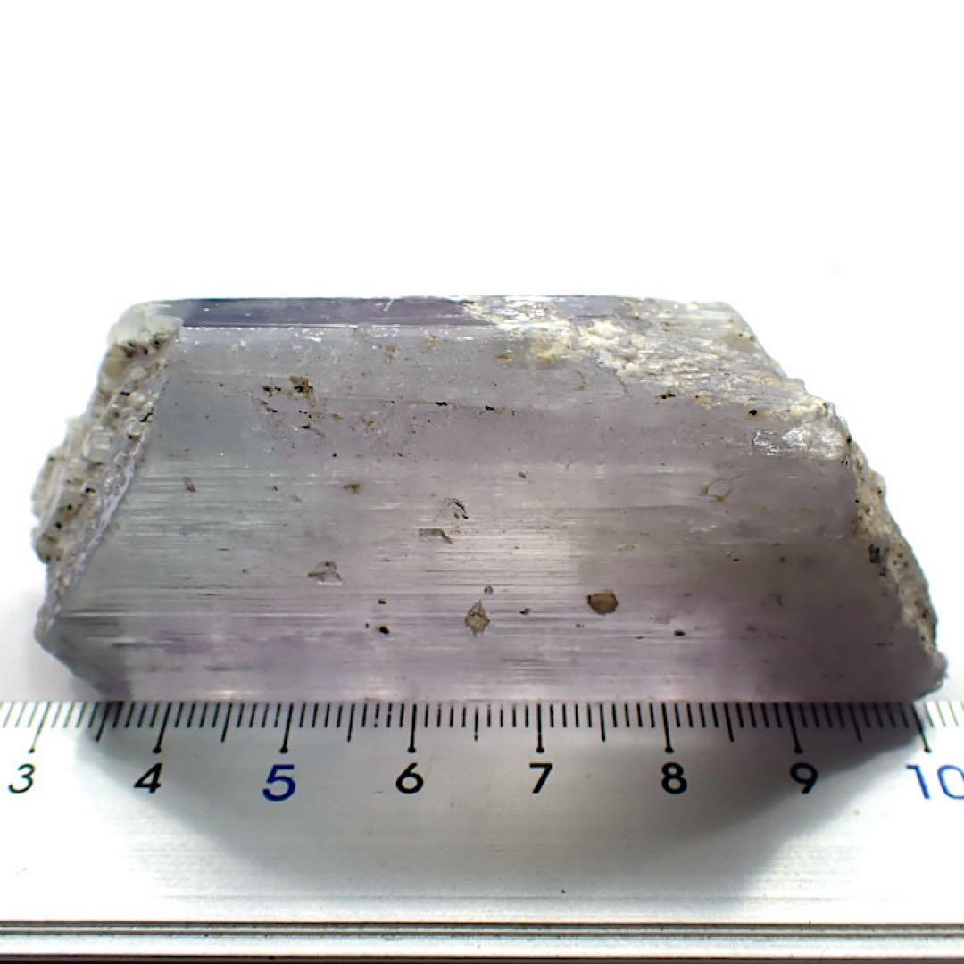 【アフガニスタン産】スポジュメン(クンツァイト)