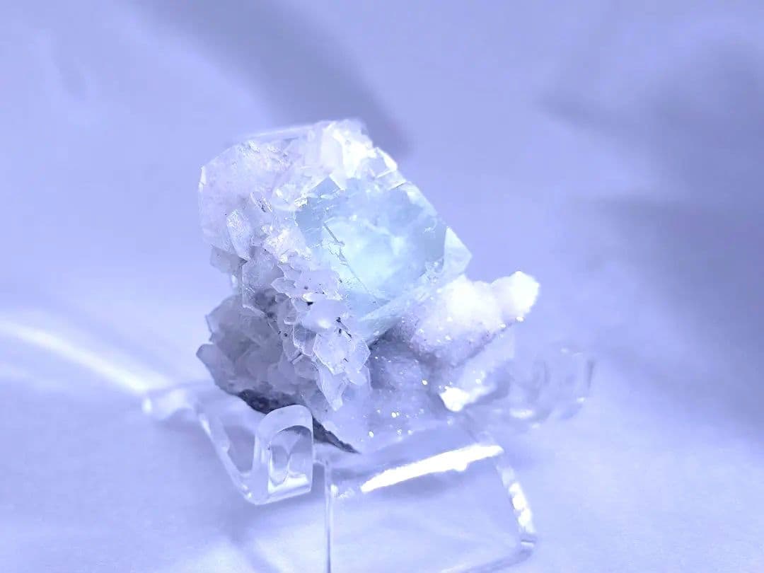 シャンファーリン産　ホワイトローズ カルサイト　フローライト　エンジェルウィング