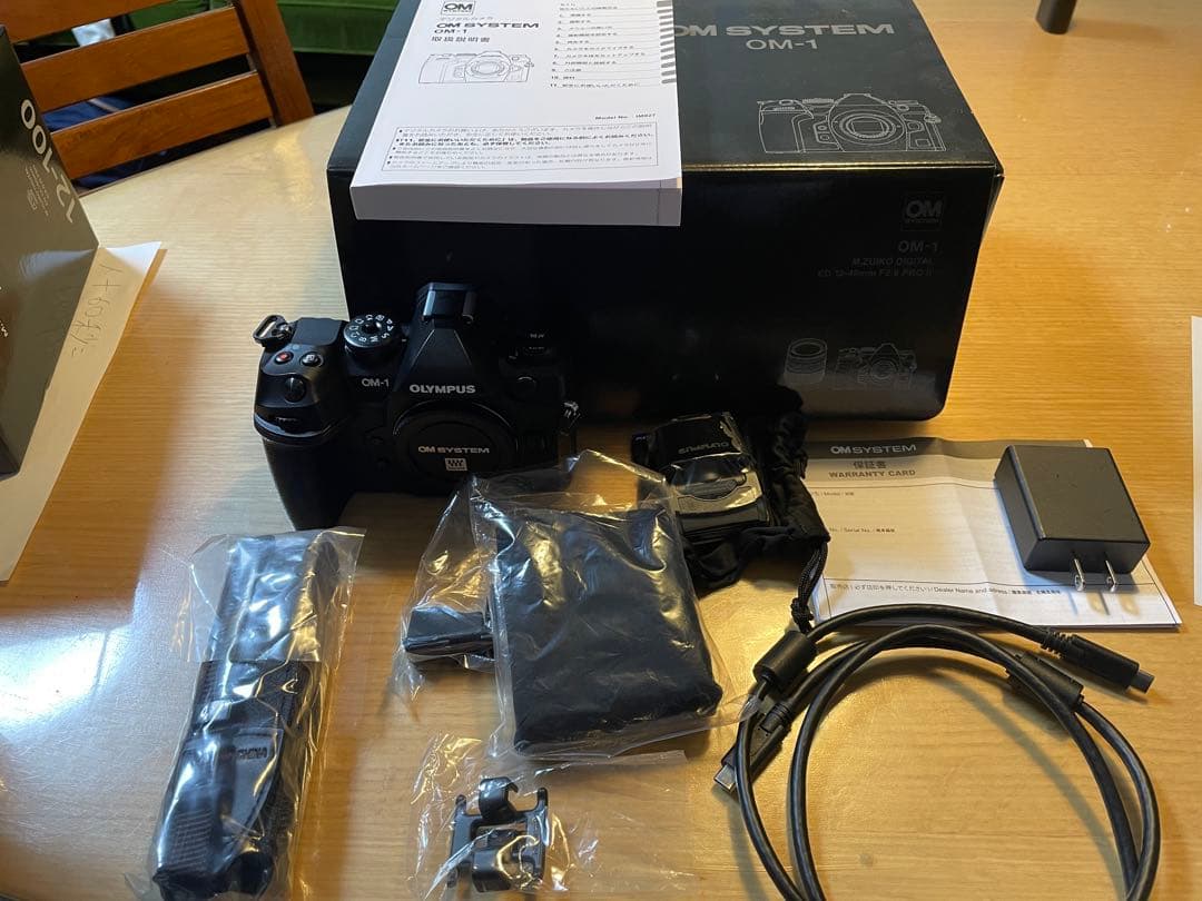 OLYMPUS OM-1 ミラーレスカメラ