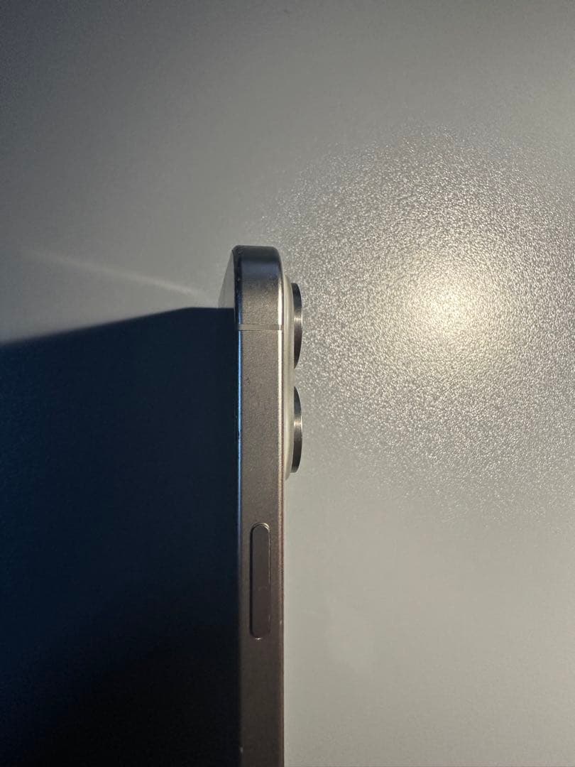 iPhone 15 pro max 256GB 箱有り　ひび割れあり