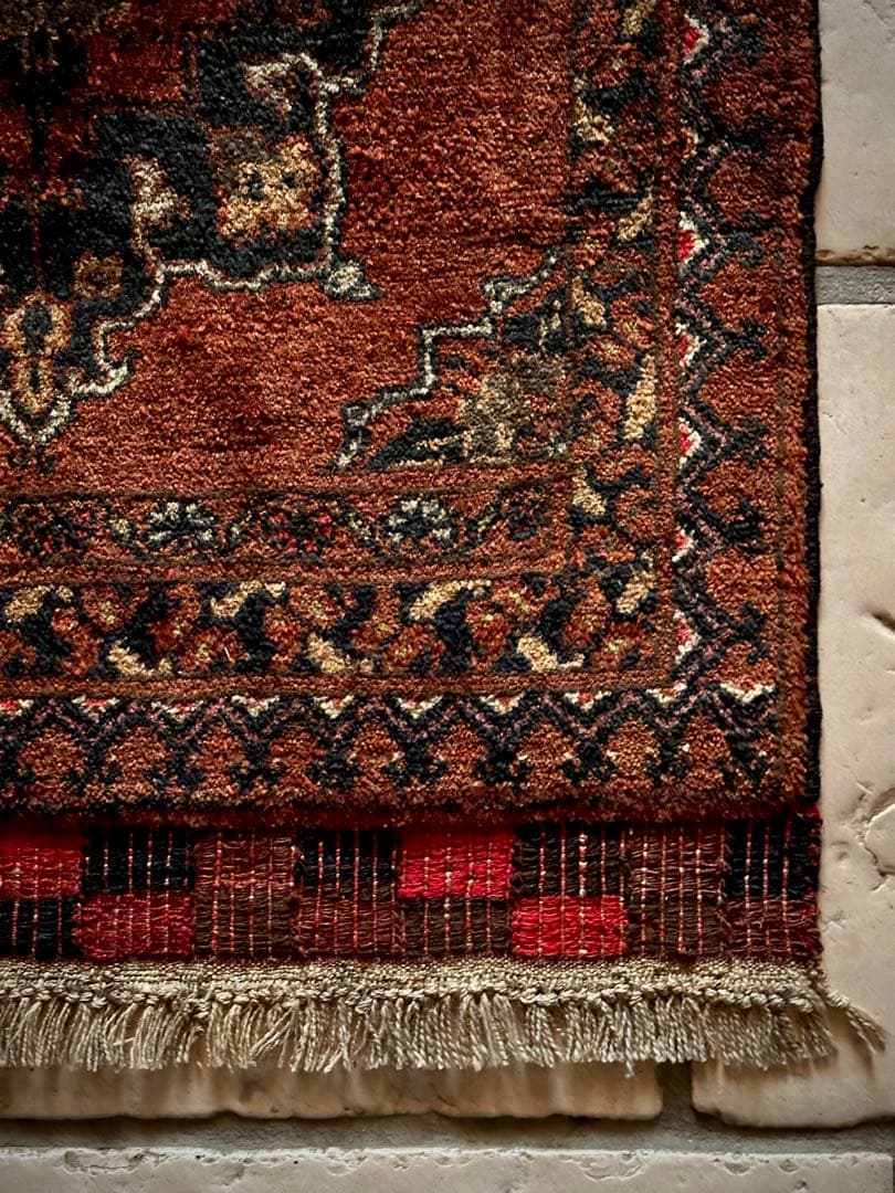 トライバルラグ　ヴィンテージラグ　アフガンラグ　トルクメン　プリミティブアート