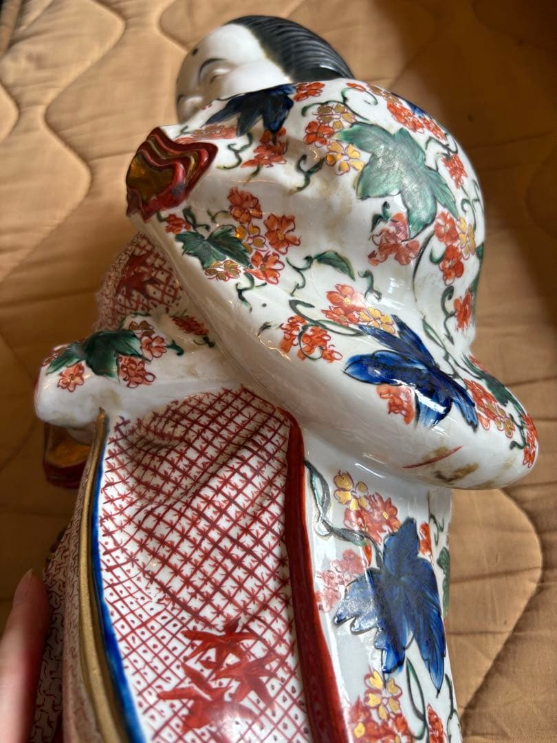 おおきめサイズのお多福　置物