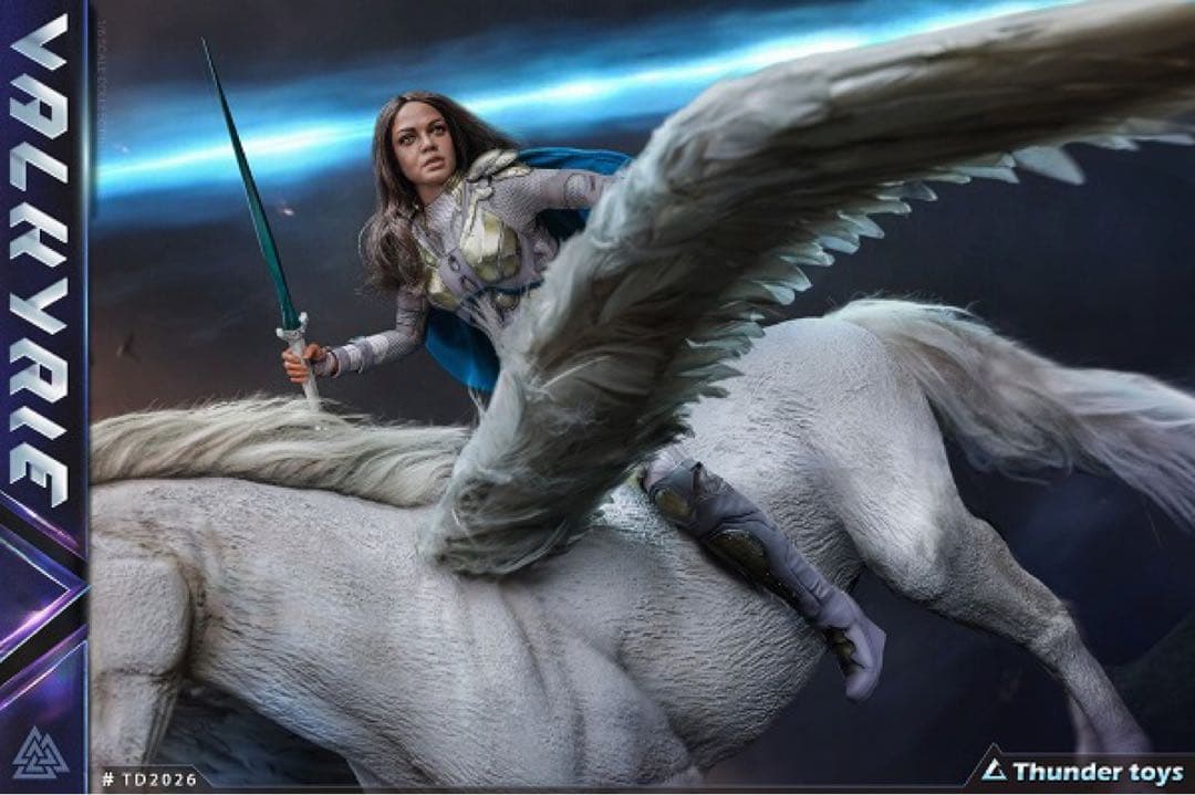 新品 フィギュア ヴァルキリー & ペガサス アベンジャーズ