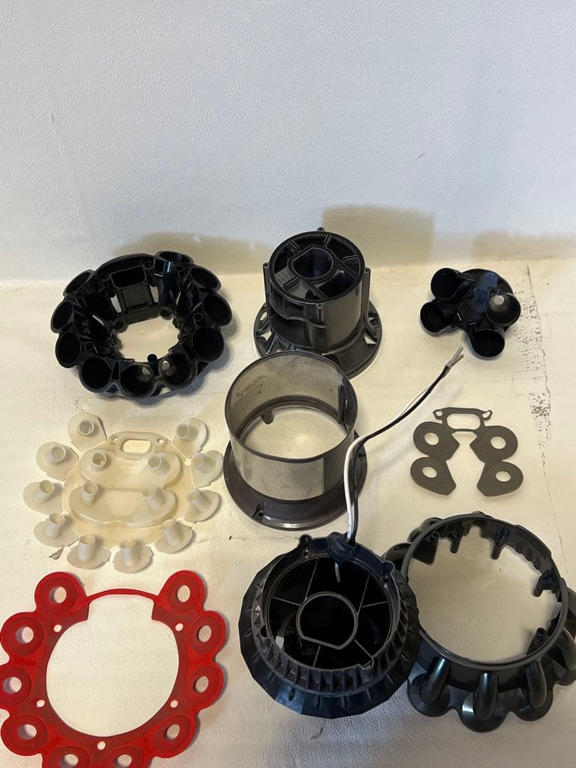 【動作品＆バッテリー劣化無し】ダイソン掃除機 dyson sv12 V10 0r