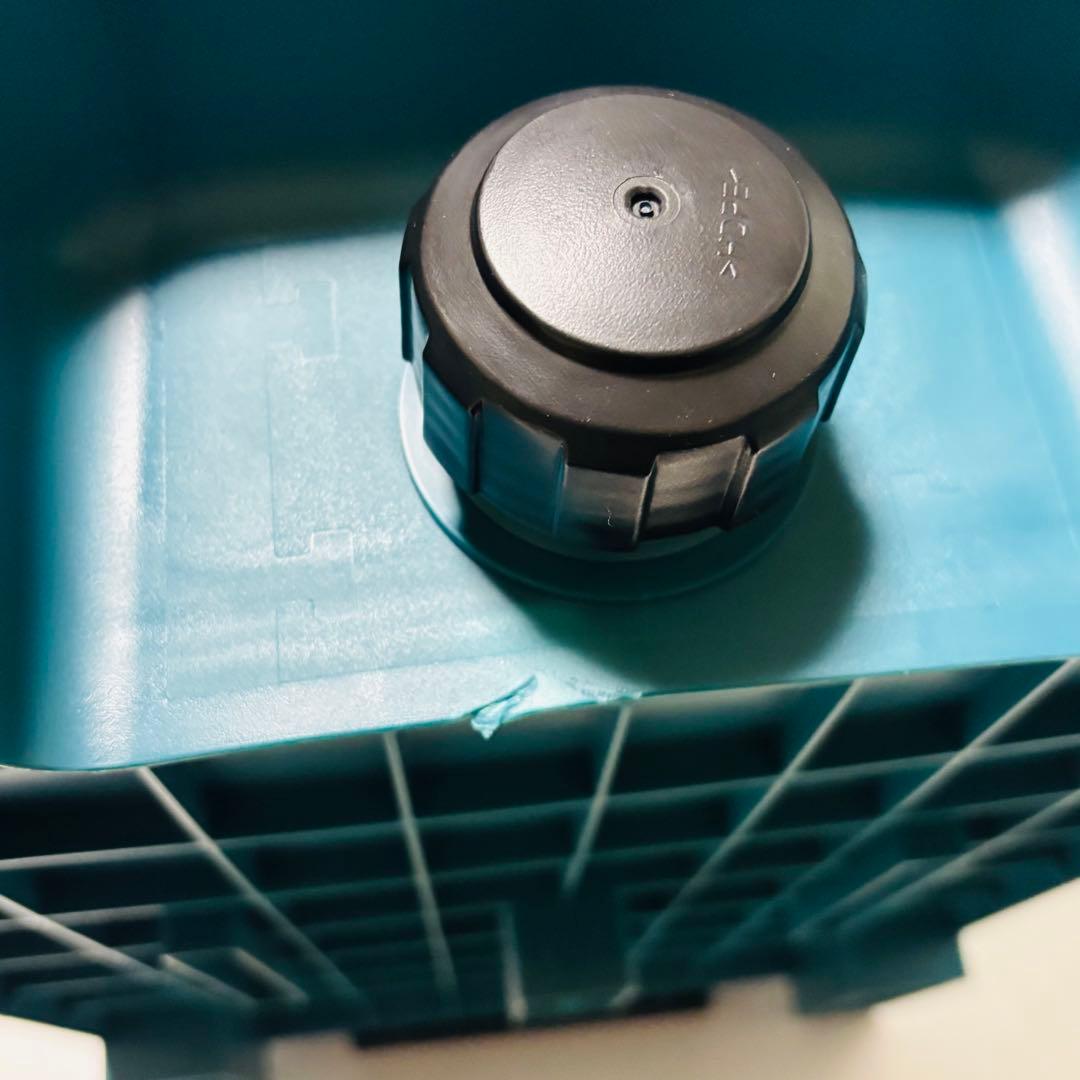 展示品 マキタ 充電式高圧洗浄機 36V（18V＋18V) MHW080DZK