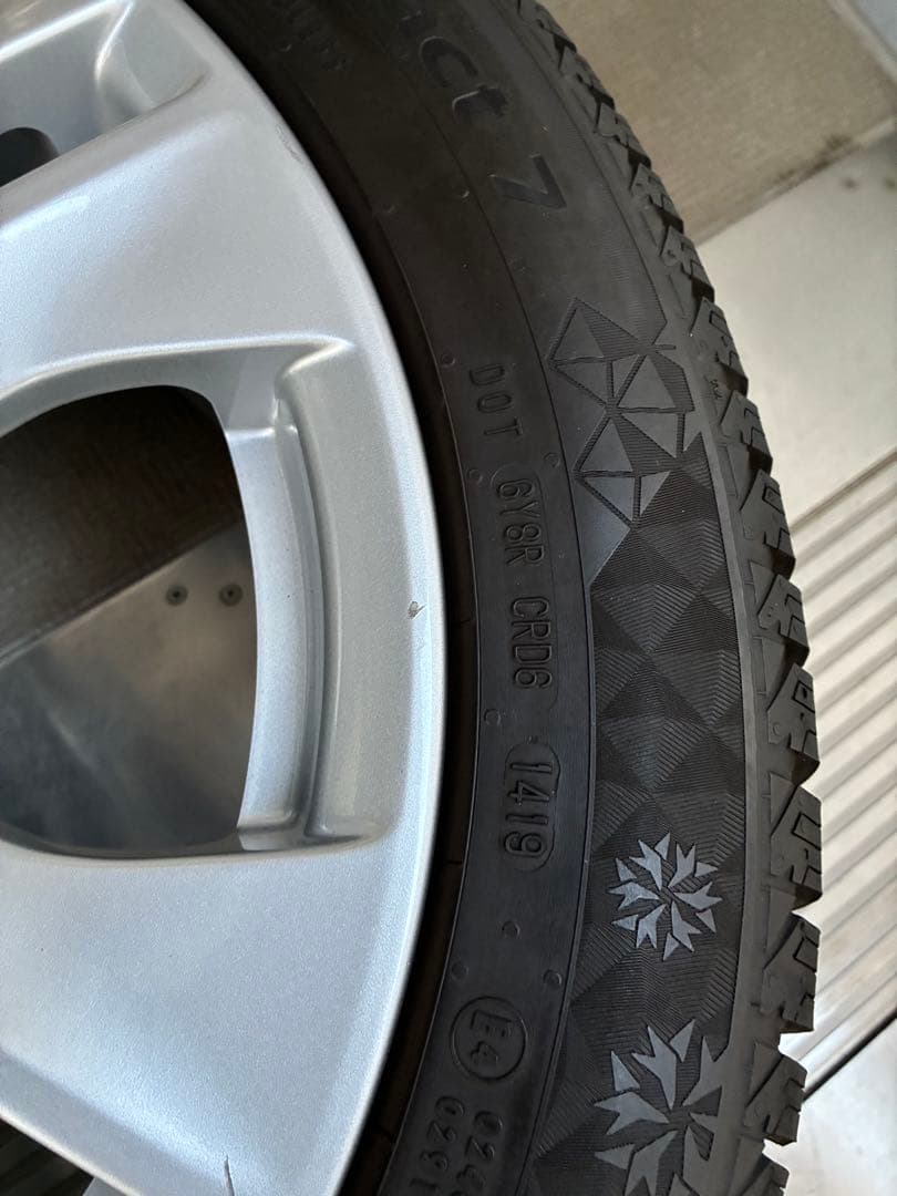 スタッドレス　コンチネンタル　ホイールセット　メルセデスベンツEクラスW212