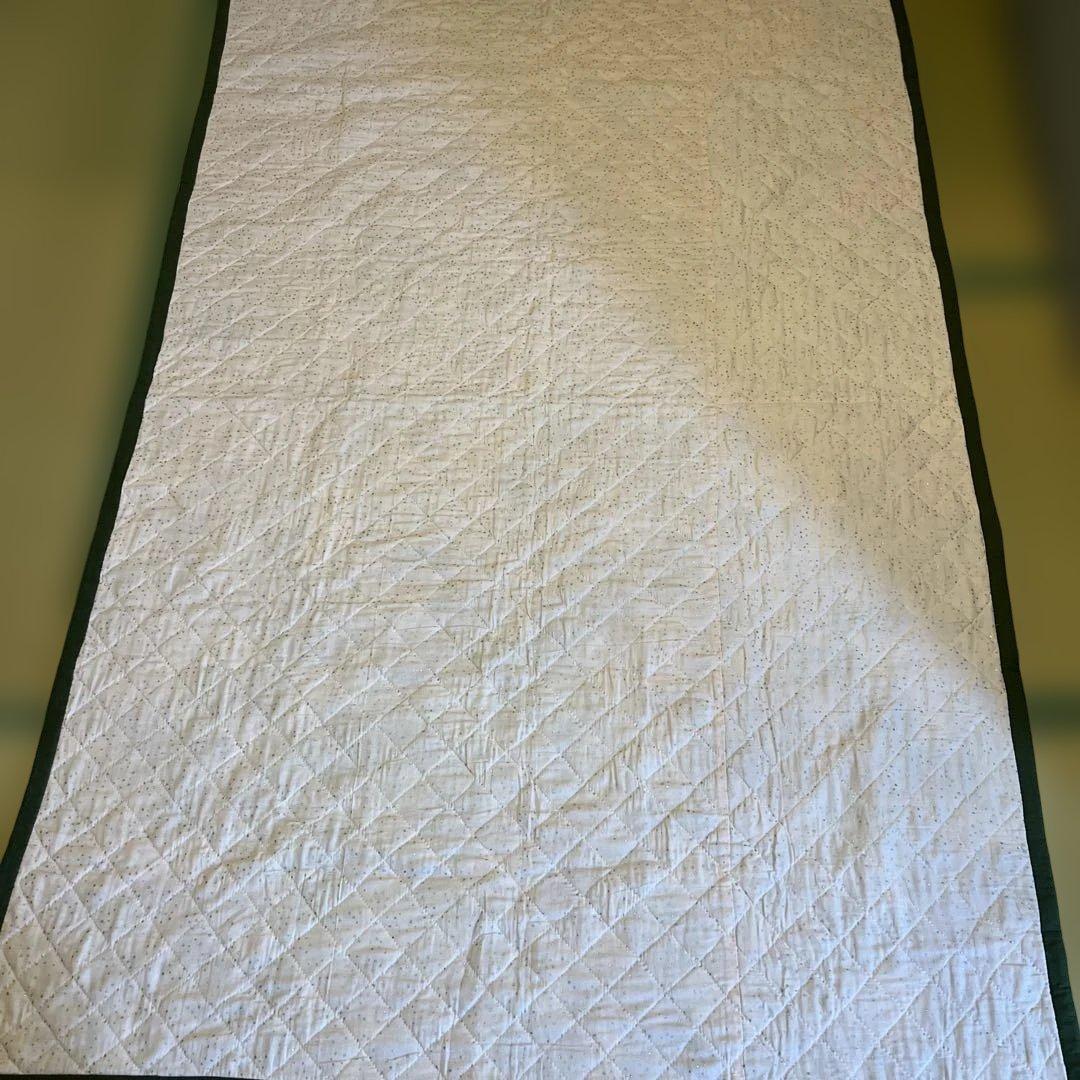 値下げ！手縫いパッチワーク　ベッドカバー(特大)　230×130㎝ おまけ付き