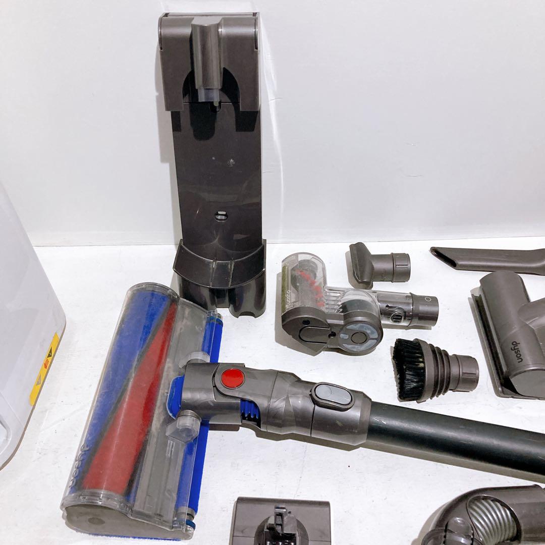 【ジャンク扱い・まとめ売り】ダイソン Dyson 掃除機 本体 パーツ