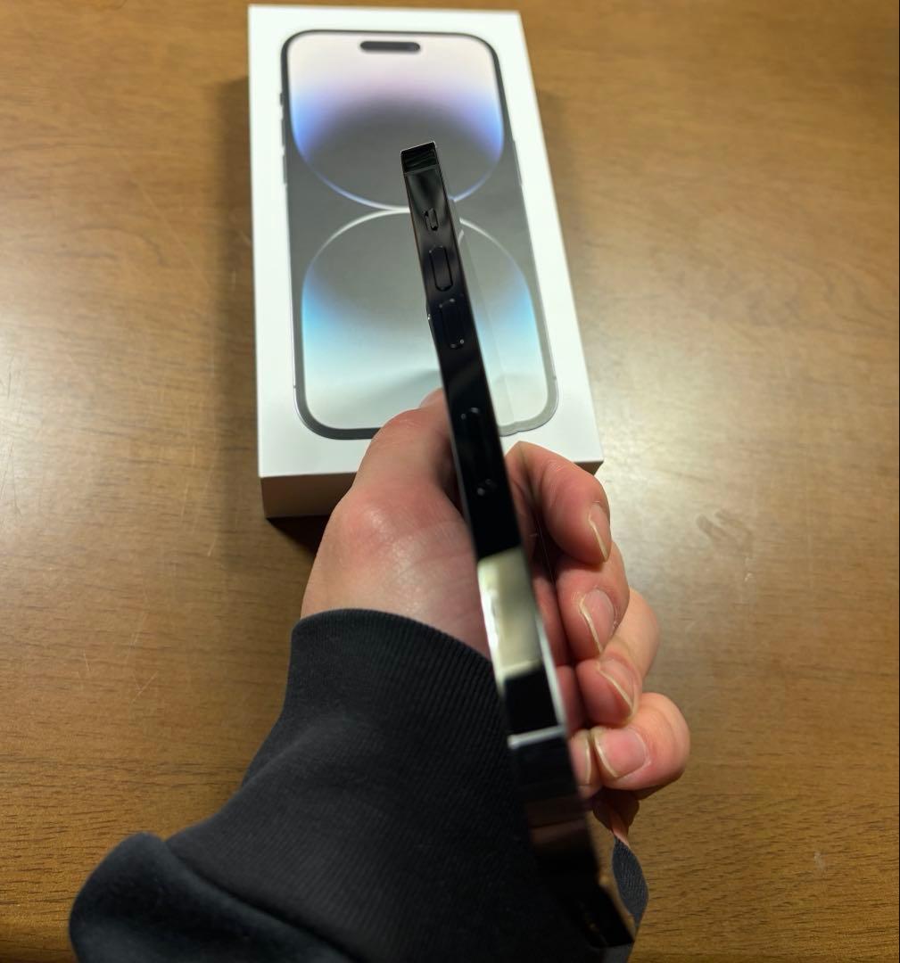 iPhone 14pro256GB スペースブラック 美品 充電容量100%