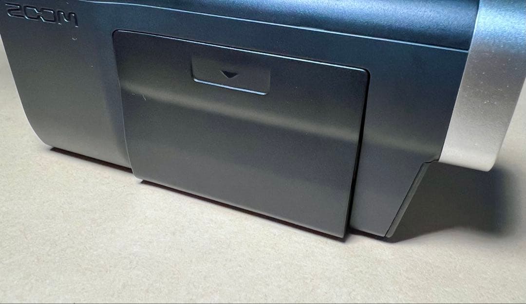 ZOOM Q8 ズーム ハンディビデオレコーダー