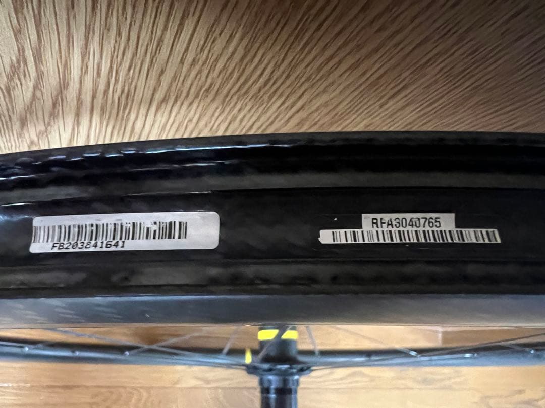 R*o様 MAVIC cosmic carbon SLR45 disc