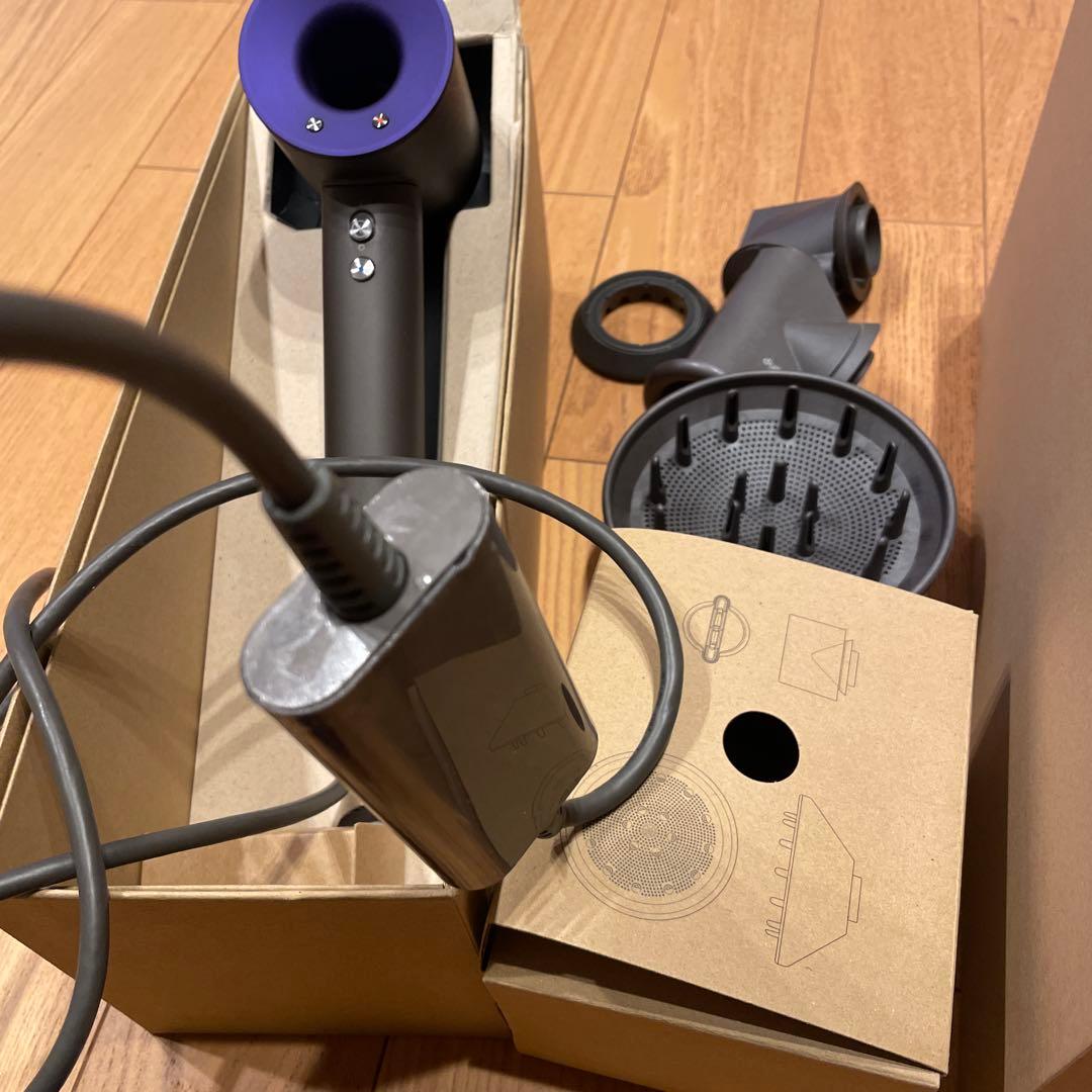 ダイソン dysonドライヤー hd08