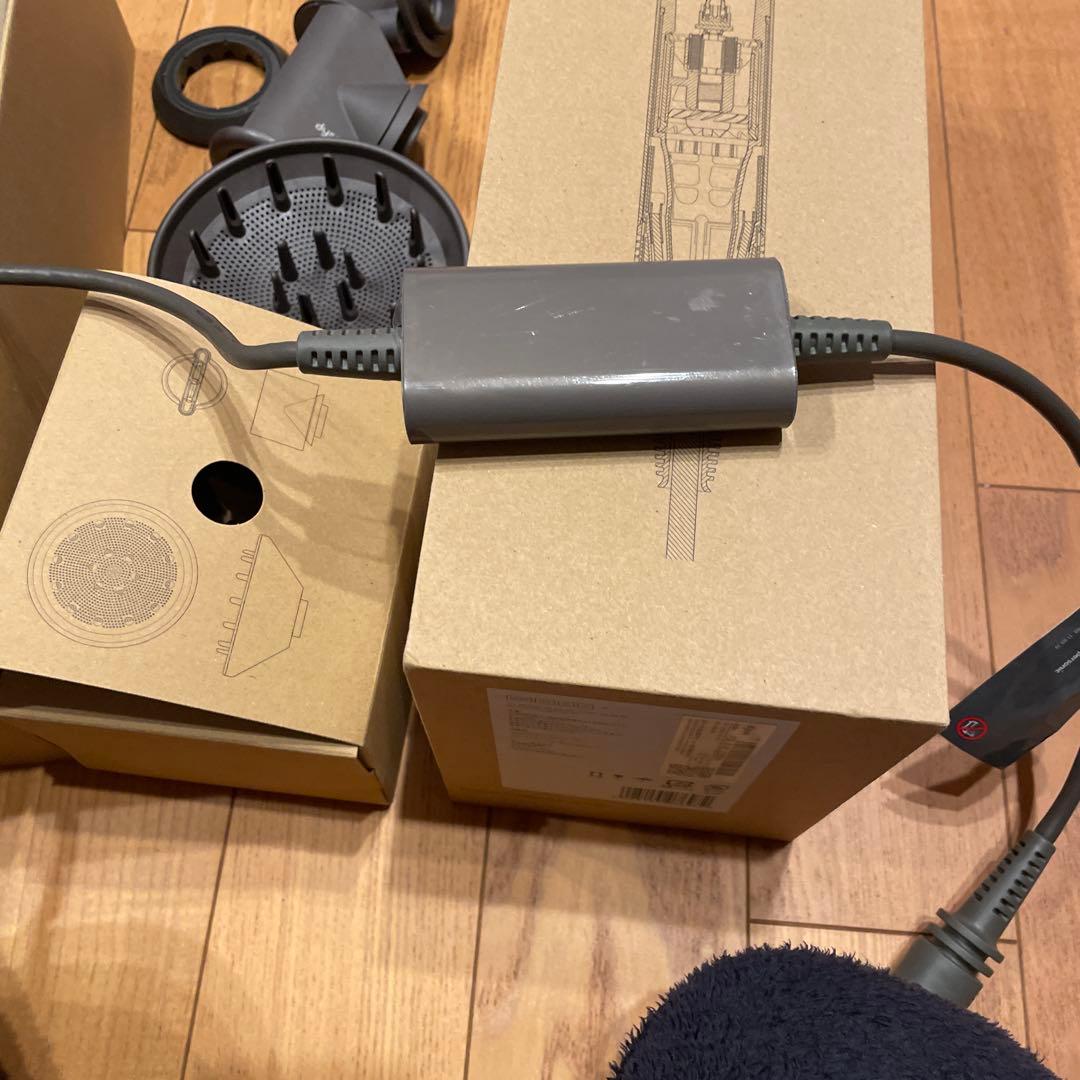 ダイソン dysonドライヤー hd08