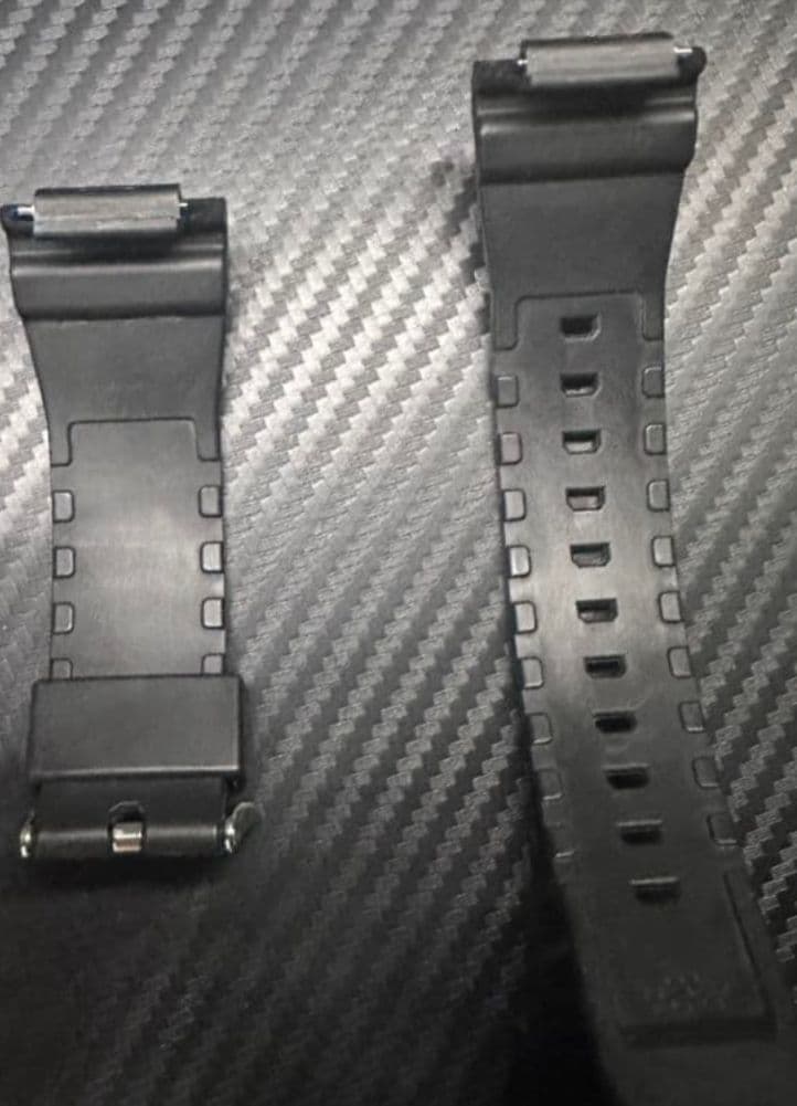 CASIO　G-SHOCK　メタルカシオーク　GM-2100B-4AJ