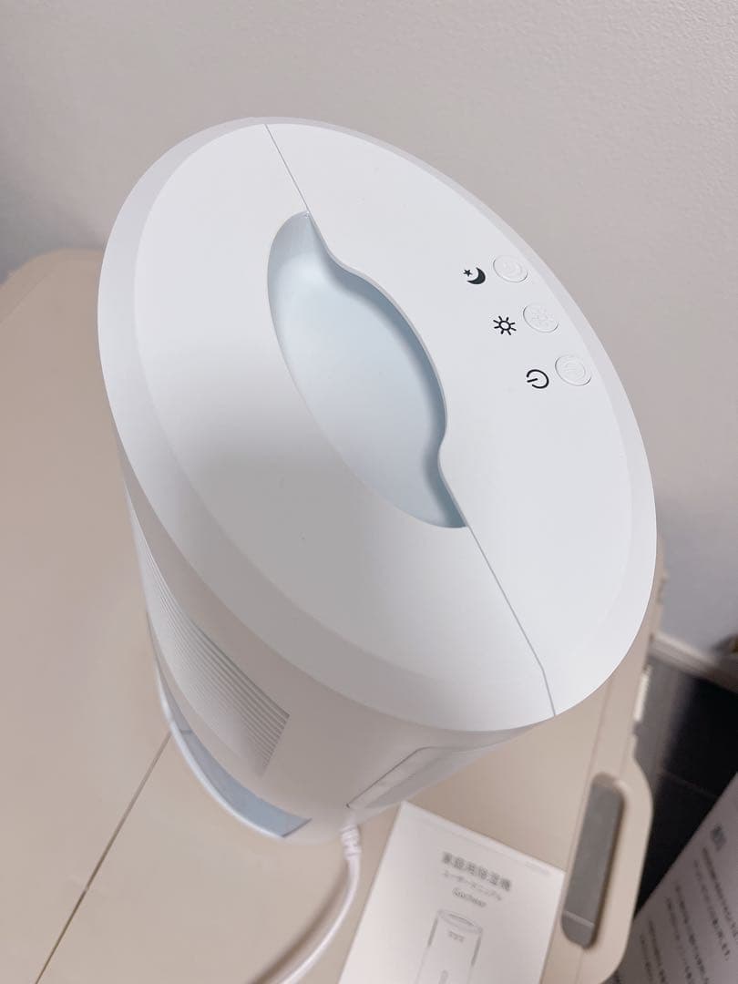 ✦除湿器 小型 除湿機 コンパクト 2000ml 大容量 ホワイト 20畳