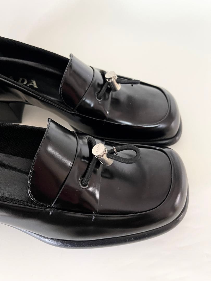 未使用保存品Pradaプラダ ブラックレザー ローファー革靴 パンプス