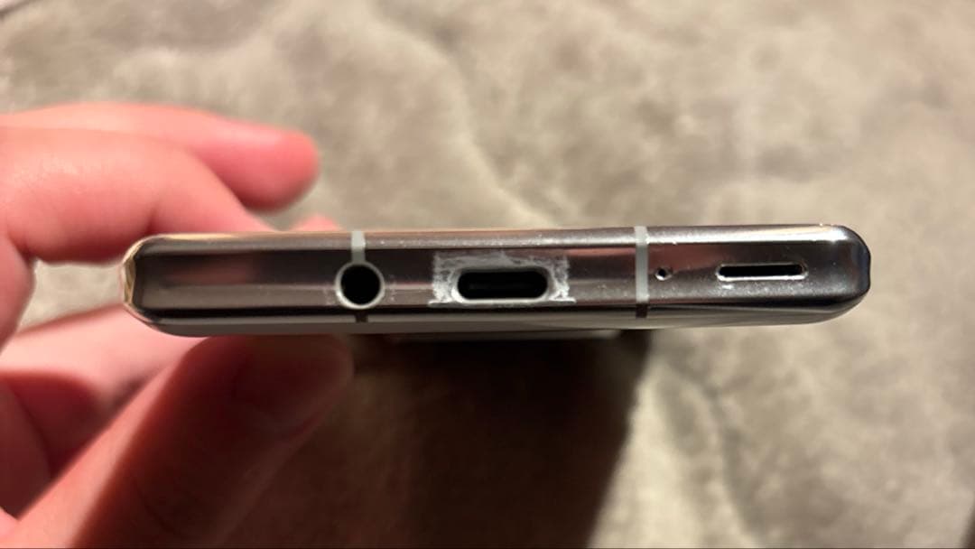 スマートフォン本体 AQUOS R6