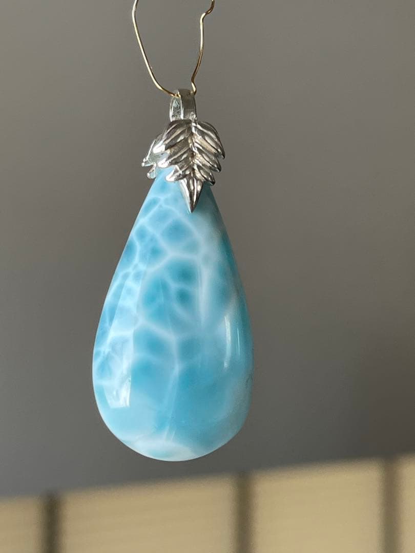 天然石ラリマー☆高品質！しずく型ペンダントトップ②☆リーフ型バチカンがステキ！