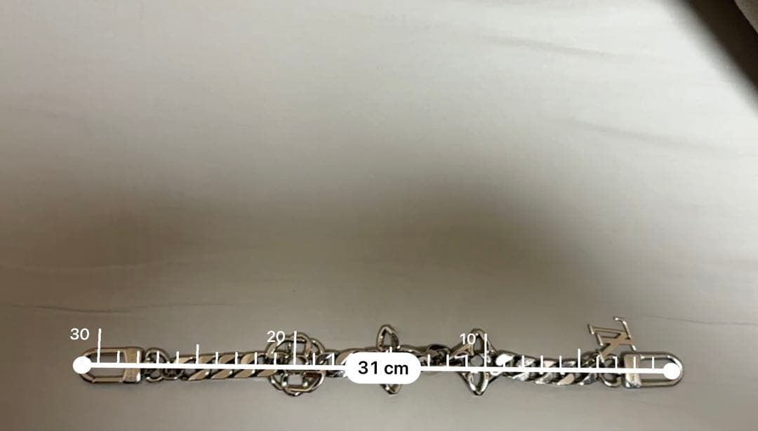 ルイヴィトン バッグチャーム モノグラム ジャイアント チェーン キーリング